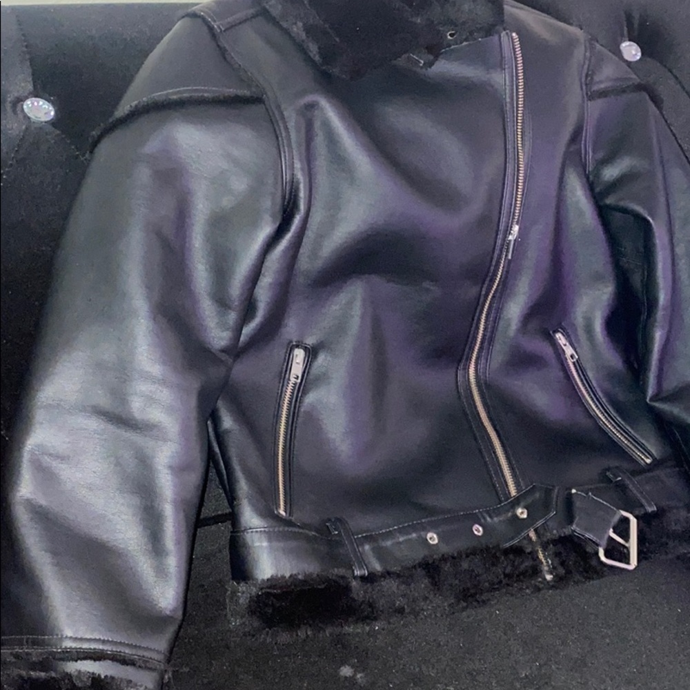 Black jacket - Picture 3 of 4